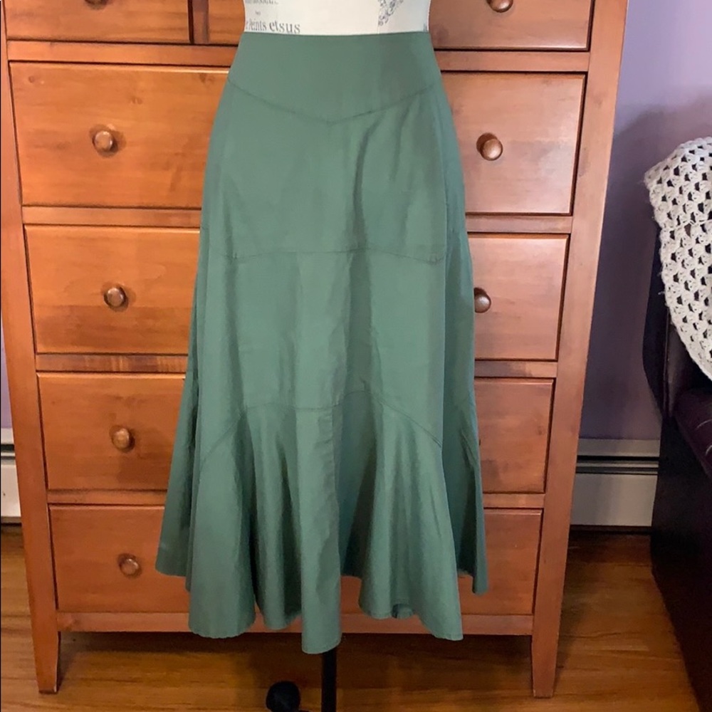 Live A Little sz 12 swing green skirt